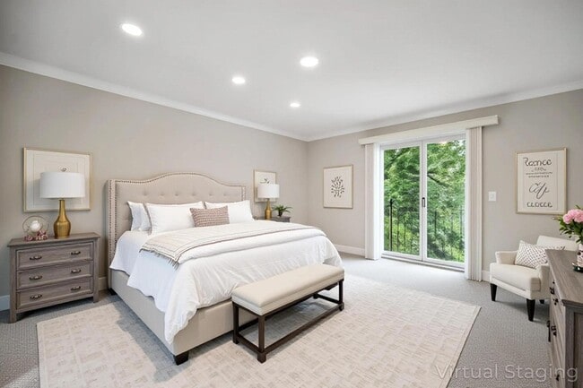 Building Photo - 5721 Londonderry Rd