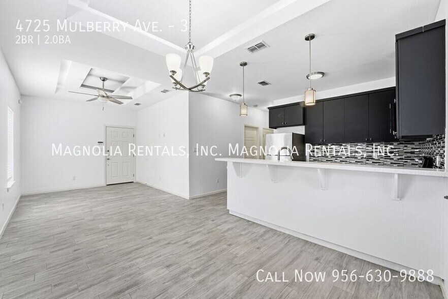 Building Photo - 4725 Mulberry Ave