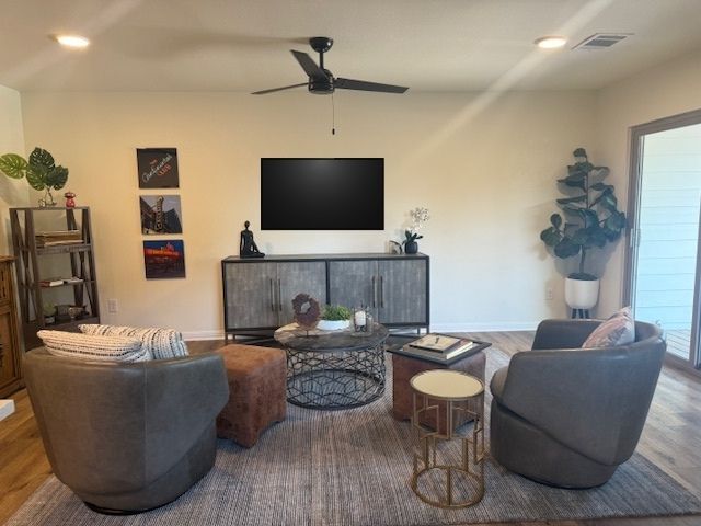 Primary Photo - Magnolia Condominiums