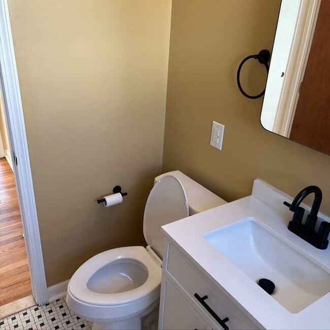 Building Photo - 4481 Westpoint St