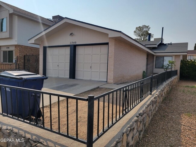 Building Photo - 11340 Lake Nasser Dr