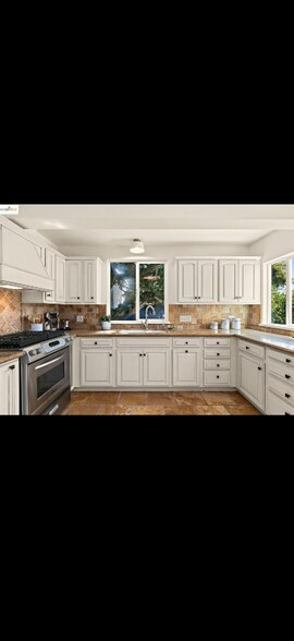 Building Photo - 1412 Peralta Ave