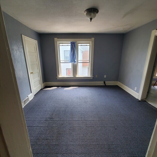 Building Photo - 931 Home Ave