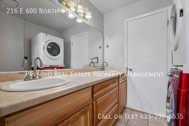 Building Photo - 216 E 600 N