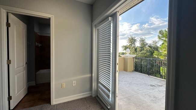 Building Photo - 3720 Messina Dr