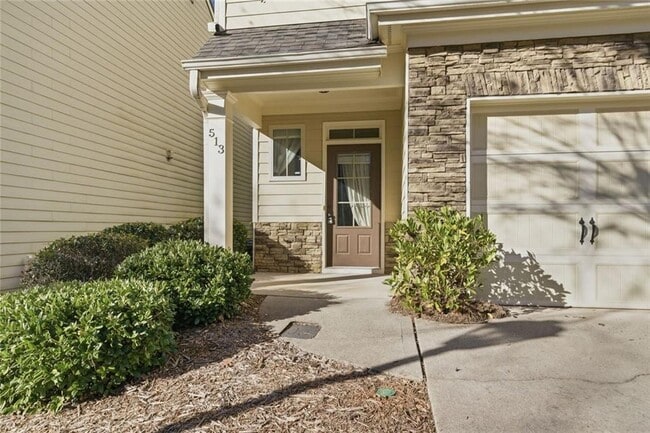 Building Photo - 513 Broughton Dr