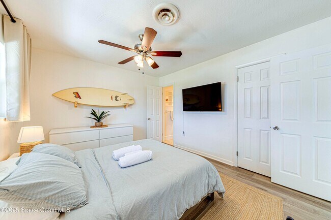 Building Photo - 130 Melaleuca Dr