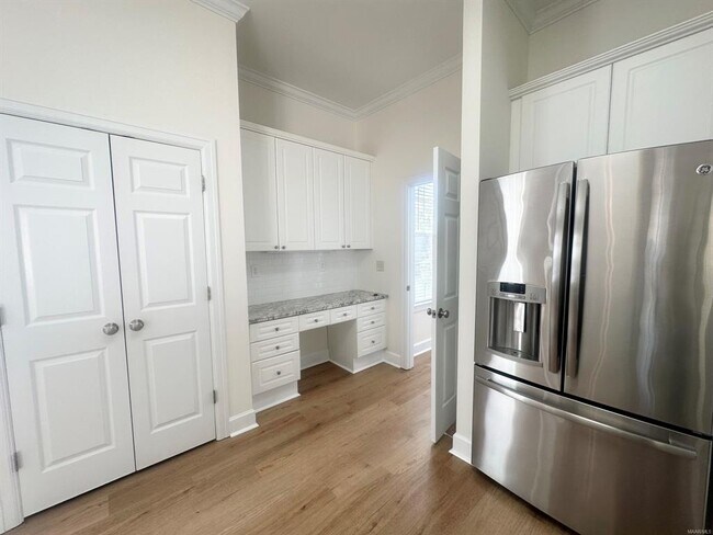 Building Photo - 8530 Carillion Pl