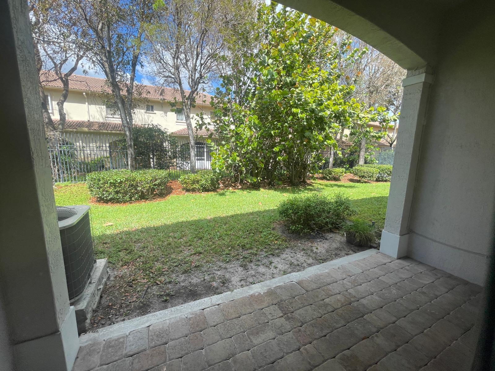 Building Photo - 2796 SW 83rd Ave