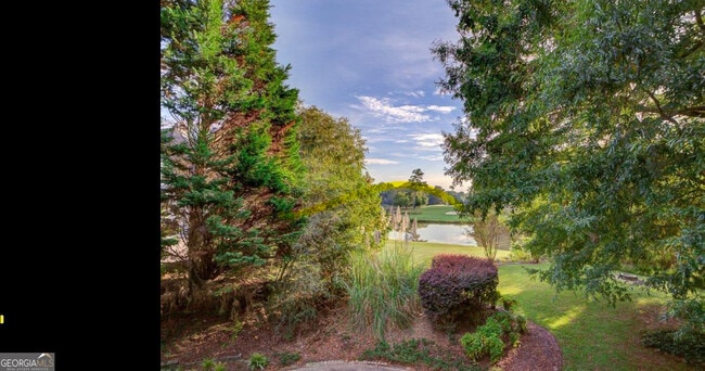 Building Photo - 1018 Pleasance Grove