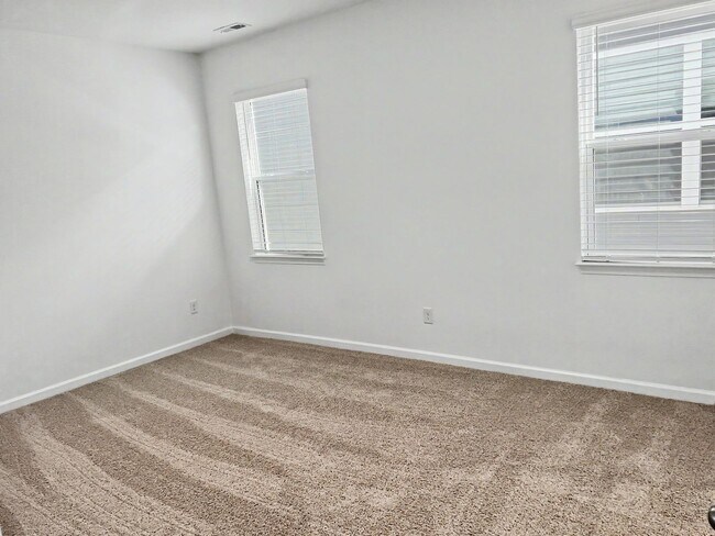 Building Photo - 1404 Jasmine View Wy.
