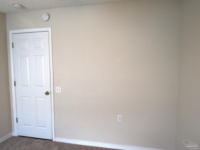 Building Photo - 1531 Newcastle Way