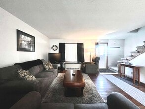 Building Photo - 155 Dorr Dr