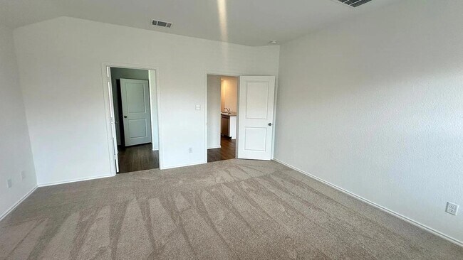 Building Photo - 121 Tofalla