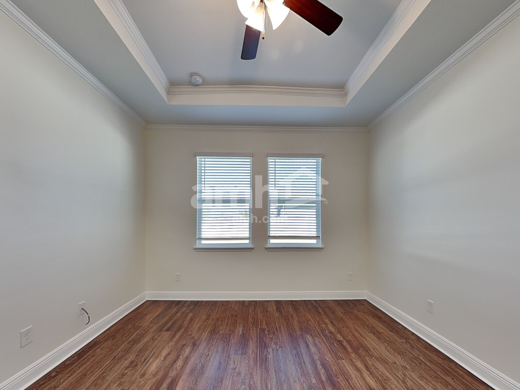 Building Photo - 805 Heavenly Dr