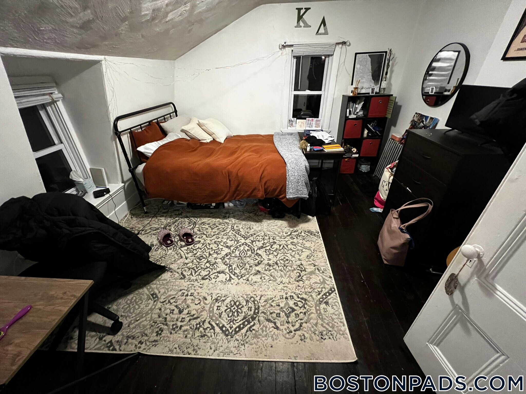 Building Photo - 40 Hillside St