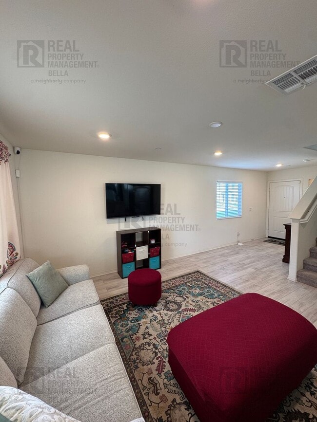 Building Photo - Spacious Corner Lot Home in Desirable Winchester Community – 3 Bed + Office + Large Backyard!