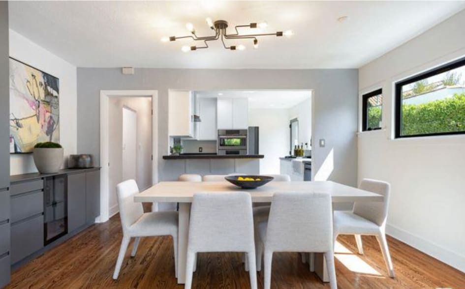 Building Photo - 722 N La Jolla Ave