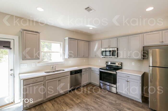 Building Photo - 11530 Crimson Ridge Rd