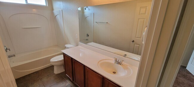 Building Photo - Copper Basin 3 bedroom 2.5 bath