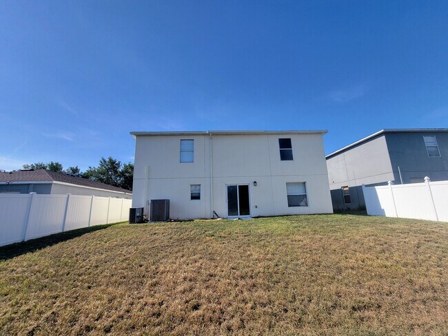 Building Photo - Sonnet Glen