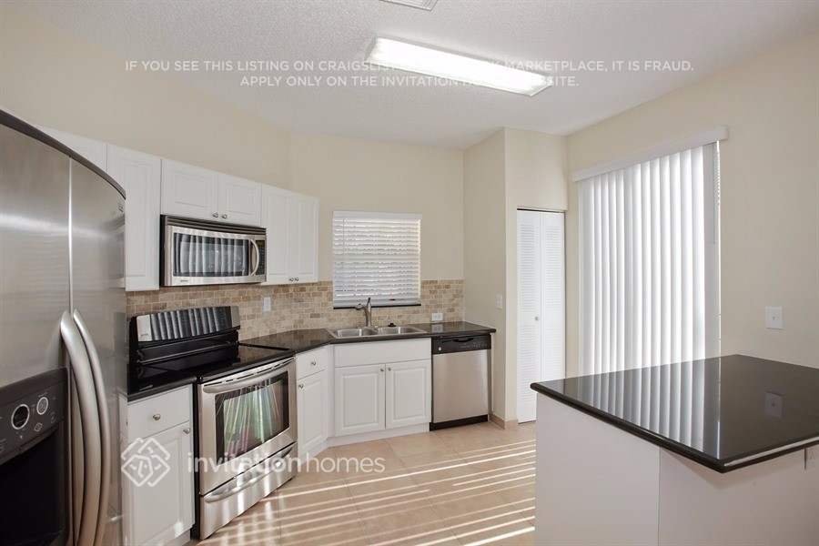 Building Photo - 18542 NW 22nd St