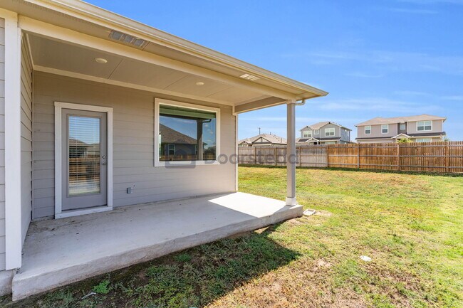 Building Photo - 101 Wichita River Rd