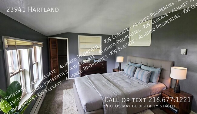 Building Photo - 23941 Hartland-