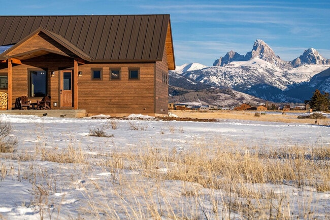 Building Photo - 339 Wild Cat Canyon Loop