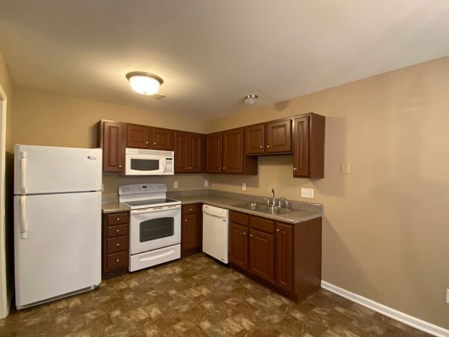 Building Photo - Nashboro Village End Unit Townhome with 2 Separate Owner Suites!
