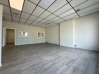 Building Photo - 3528 Boulevard of the Allies