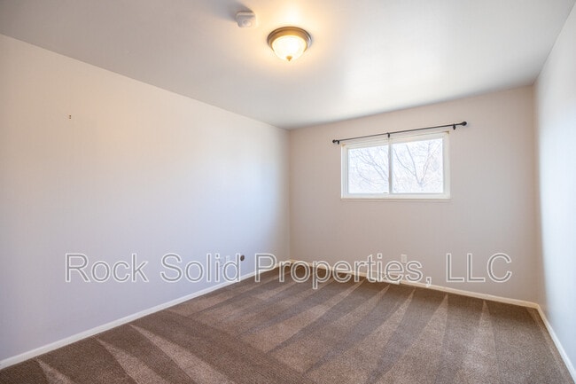 Building Photo - 4709 Windmill Rd