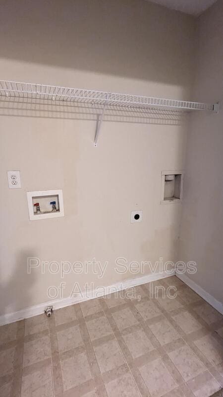 Building Photo - 2207 Miranda Dr