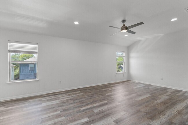Building Photo - 5804 Loblolly Ln