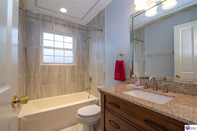 Building Photo - 243 Emmaus Cir