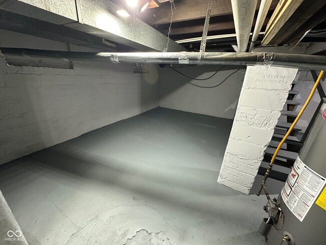 Building Photo - 4130 Rookwood Ave