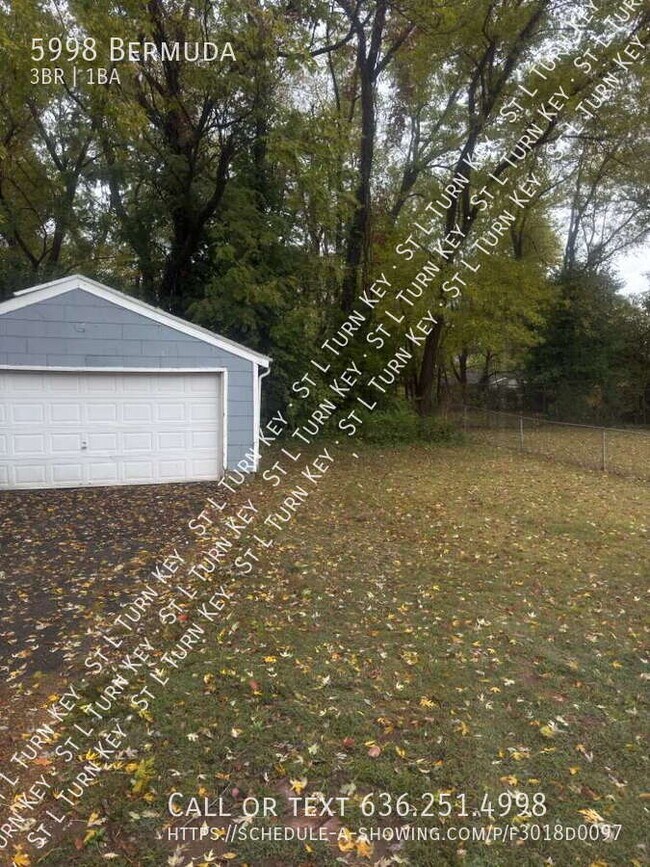 Building Photo - 5998 Bermuda-