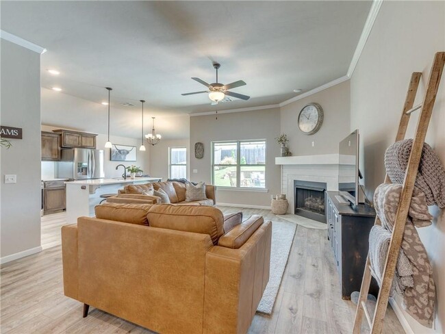 Building Photo - 3 br, 2 bath House - 9708 Ashford Dr