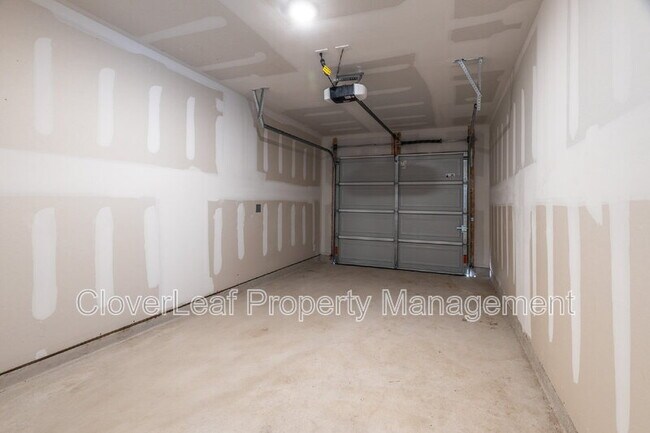 Building Photo - 5017 Cedar Sage