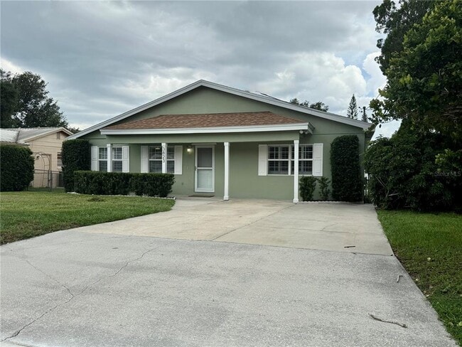 Building Photo - 3823 Martin St