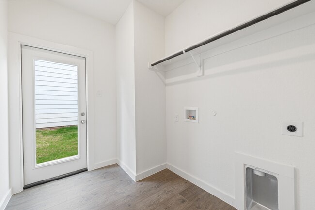 Building Photo - 1226 Elm Ct