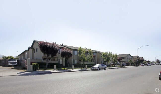 Building Photo - Glenridge Apartments