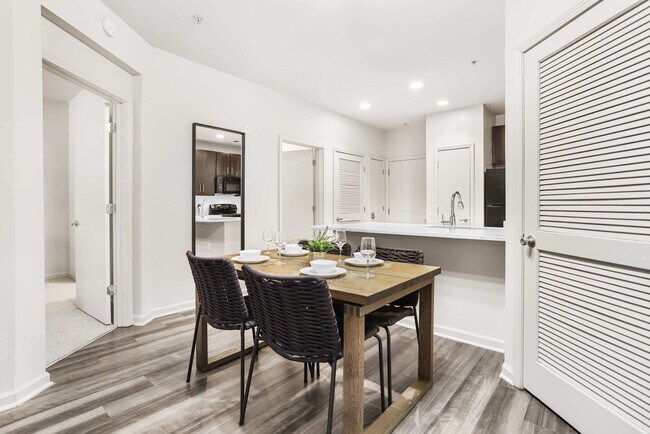 Building Photo - 305 10th Street South