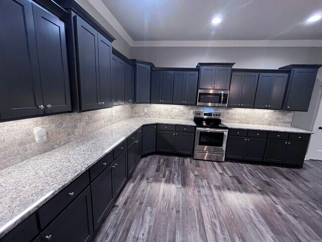 Building Photo - 206 Bridgewood Dr
