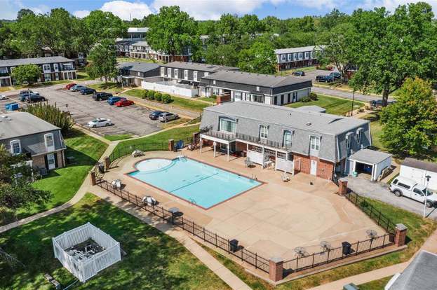 Building Photo - 1678 Blue Ridge Dr