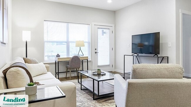 Building Photo - 9906 Runway Dr