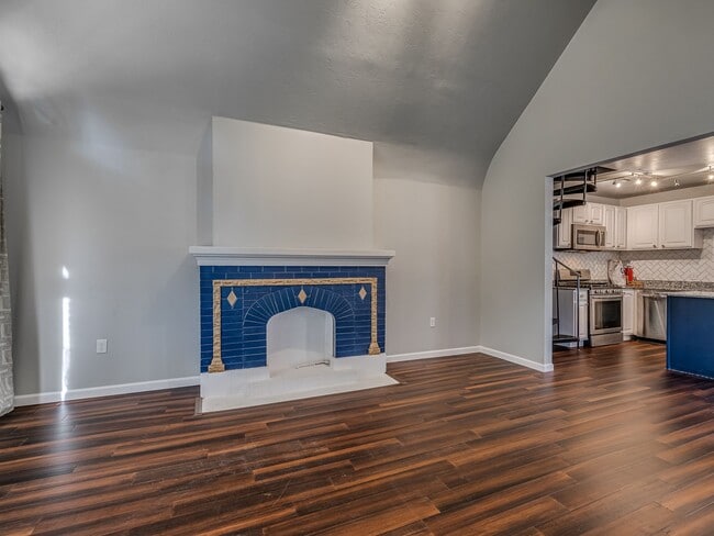 Building Photo - 1133 NW 38th St