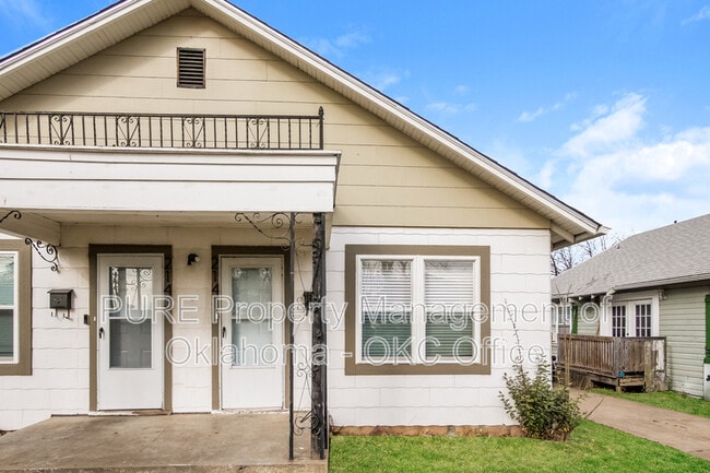 Building Photo - 2141 NW 29th St