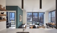 Building Photo - 750 N Wells St