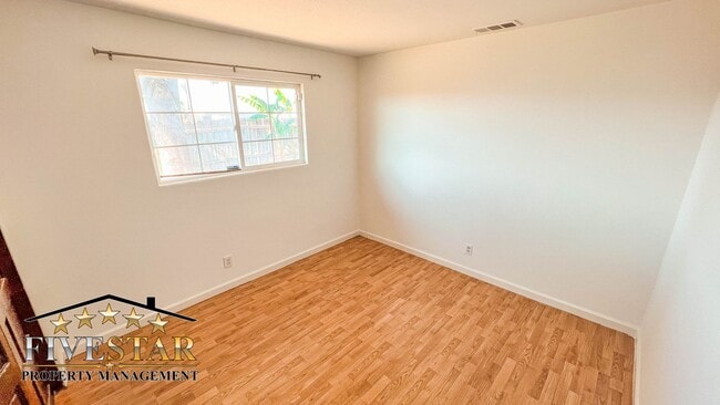 Building Photo - 3311 Camellia Dr